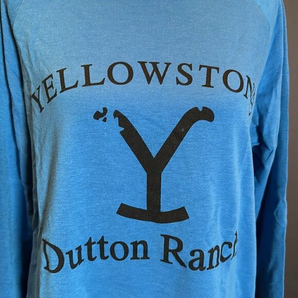 Women’s Blue Yellowstone Long Sleeve Round Neck Lightweight Sweater Size L NWOT - Picture 2 of 8